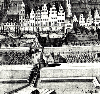Die Holstentoranlage von Lübeck um 1728  -  Für eine größere Darstellung auf das Bild klicken.